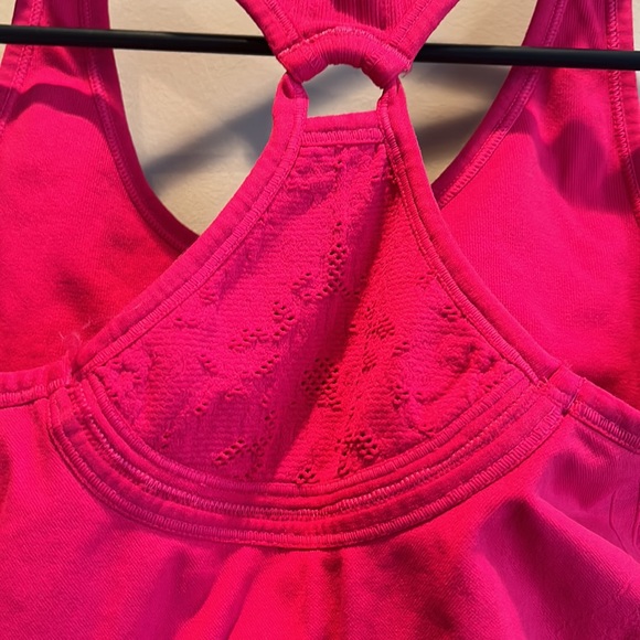 NWOT, Nux, Womens, Athletic Tank, built-in shelf bra, textured side detail - Picture 5 of 7